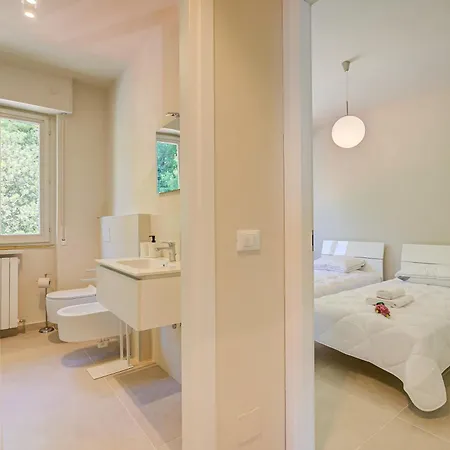 The Golden View - Happy * Бельджирате