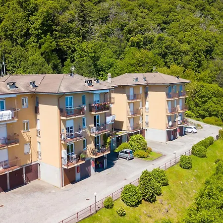 The Golden View - Happy Апартаменты *