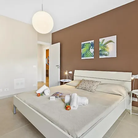 Apartamento The Golden View: 2-Bed Apartment W/ Ac - Happy Rentals Belgirate