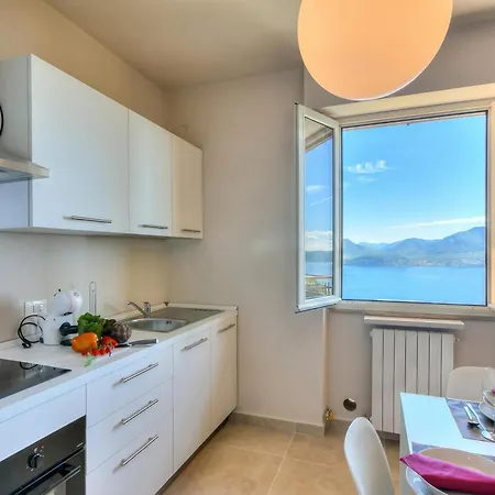 Appartement The Golden View: 2-bed W/ Ac - Happy *
